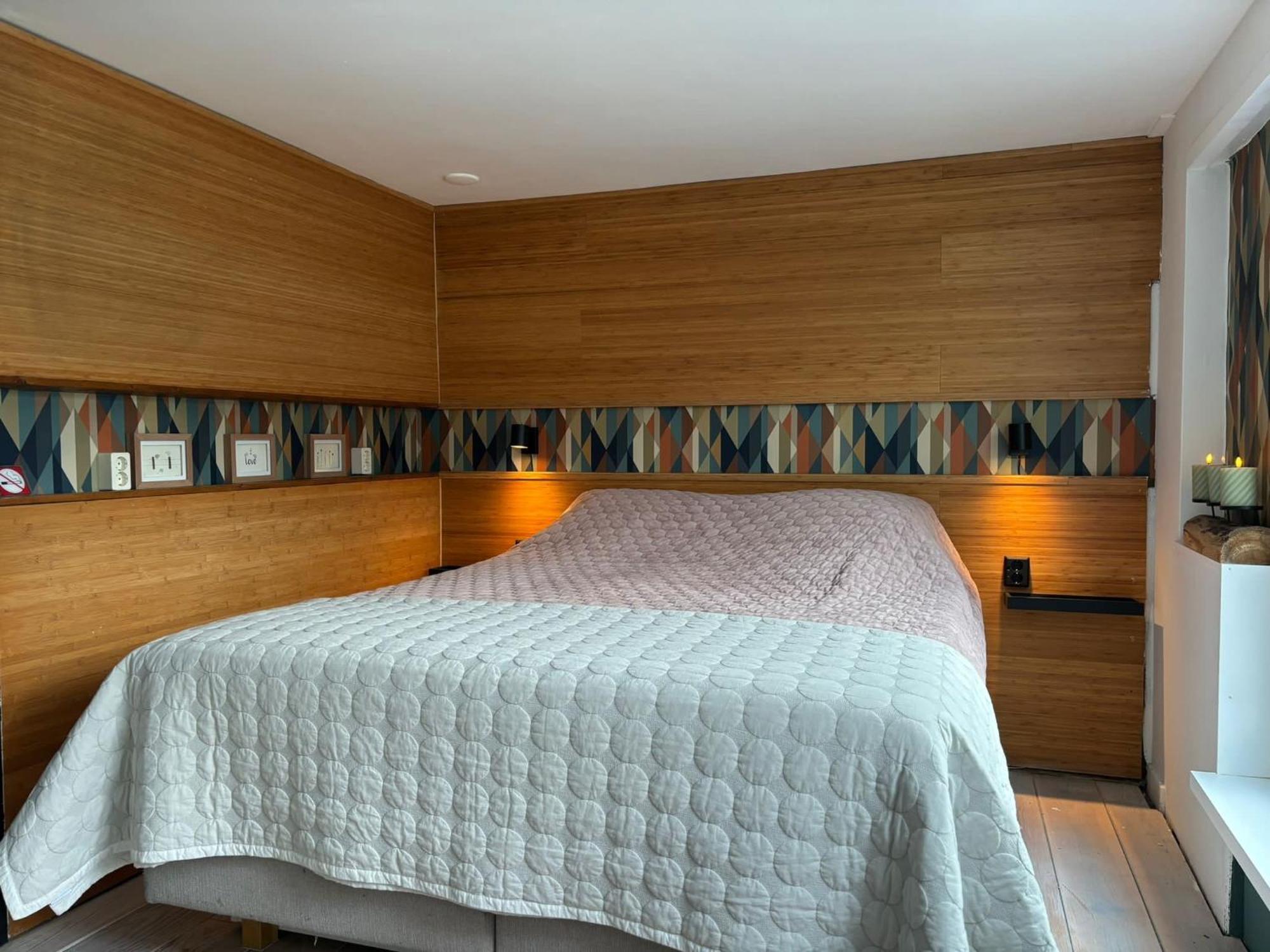 Luxury Studio On Robs Houseboat Special For Couples Amsterdam Exteriör bild